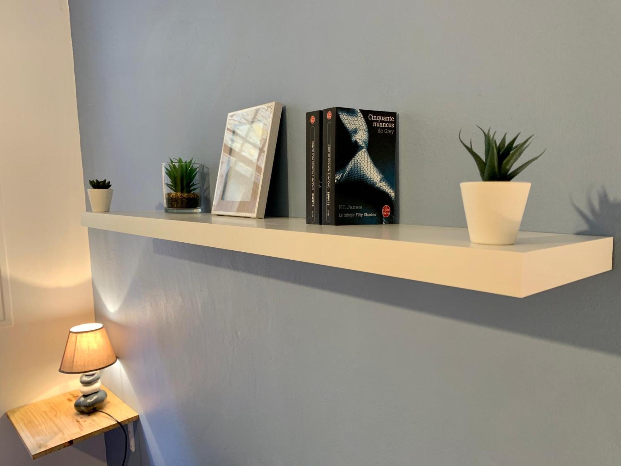 Voltaire - Centre Apartment
